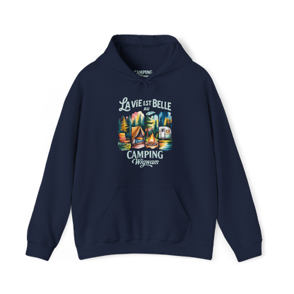 Sweat à capuche - La vie est belle au Camping Wigwam (Collabo)