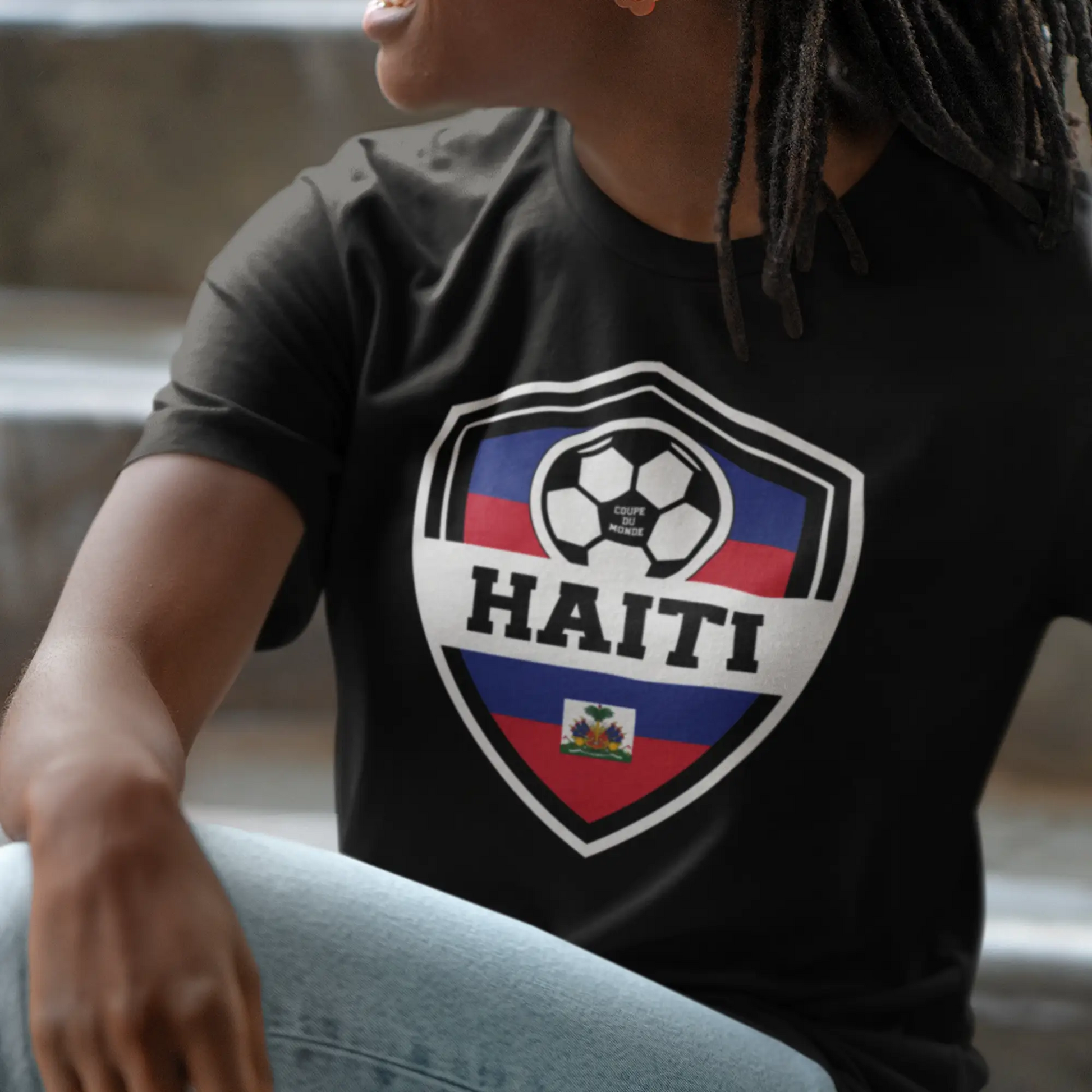 Creolofolie - t-shirt - T-shirt – Haïti Soccer 2026 – Écusson